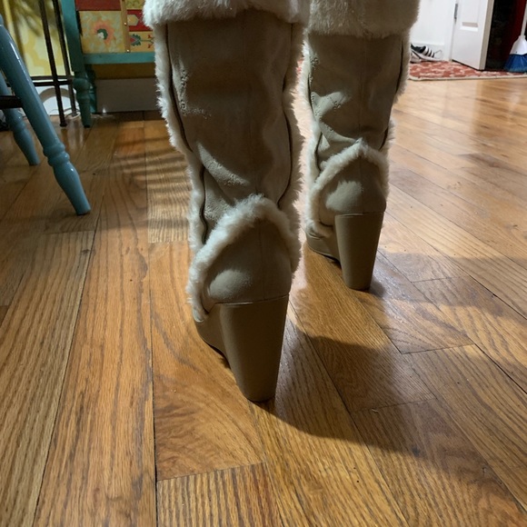 Eskimo - Picture 2 of 3